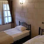 Mustafa Bey Konagi 호텔