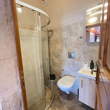 Mustafa Bey Konagi 호텔 2*