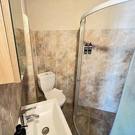 Hotel Mustafa Bey Konagi 2*